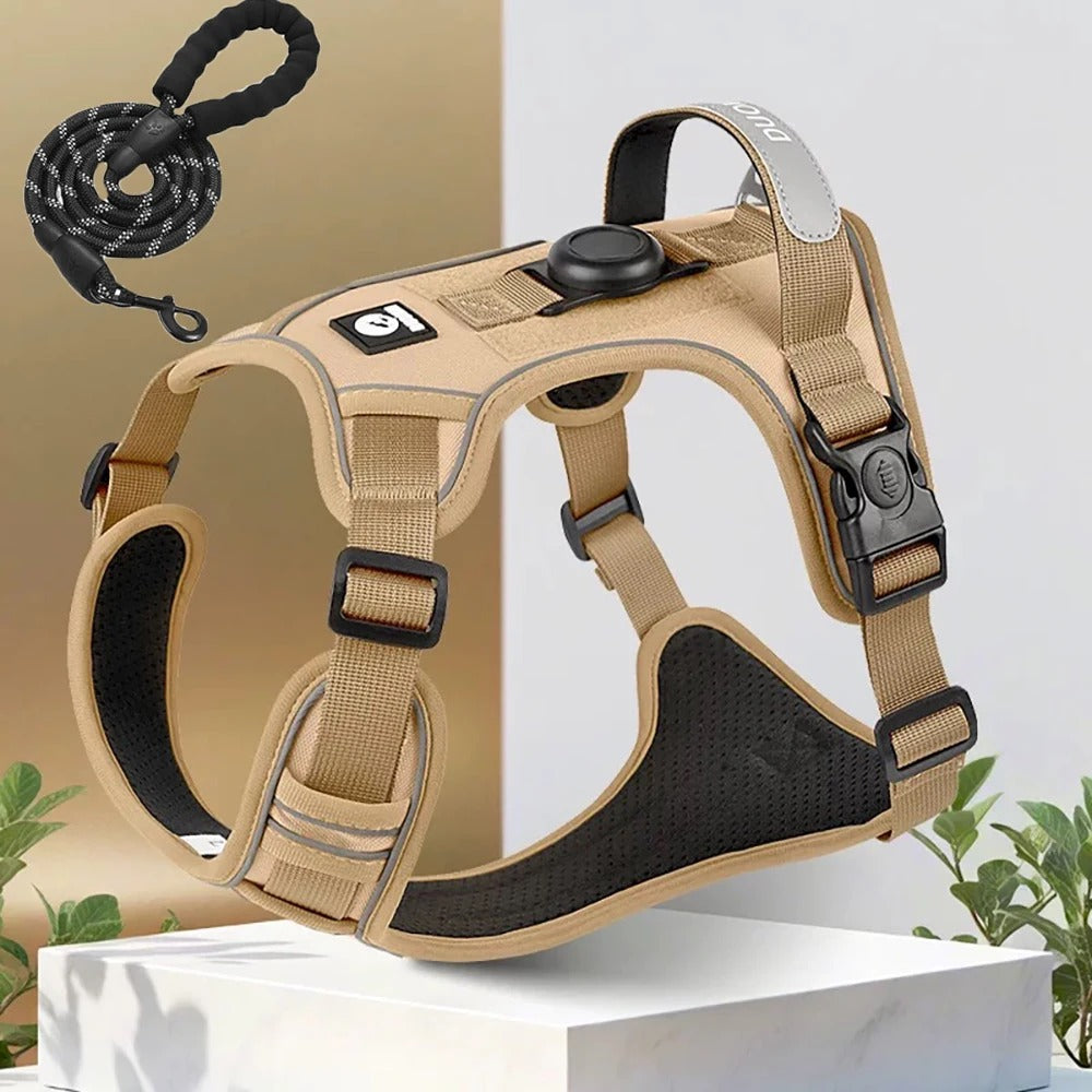 Dog Harness with AirTag Holder & Leash (M)