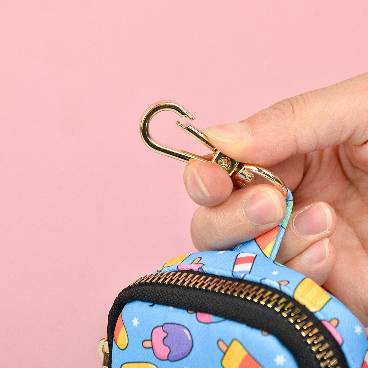 1 Pcs Valentine's Day and New Year's gift For Dog High Quality Designer Cute Pattern Gold Metal Hardward Dog Poop Bag Holder