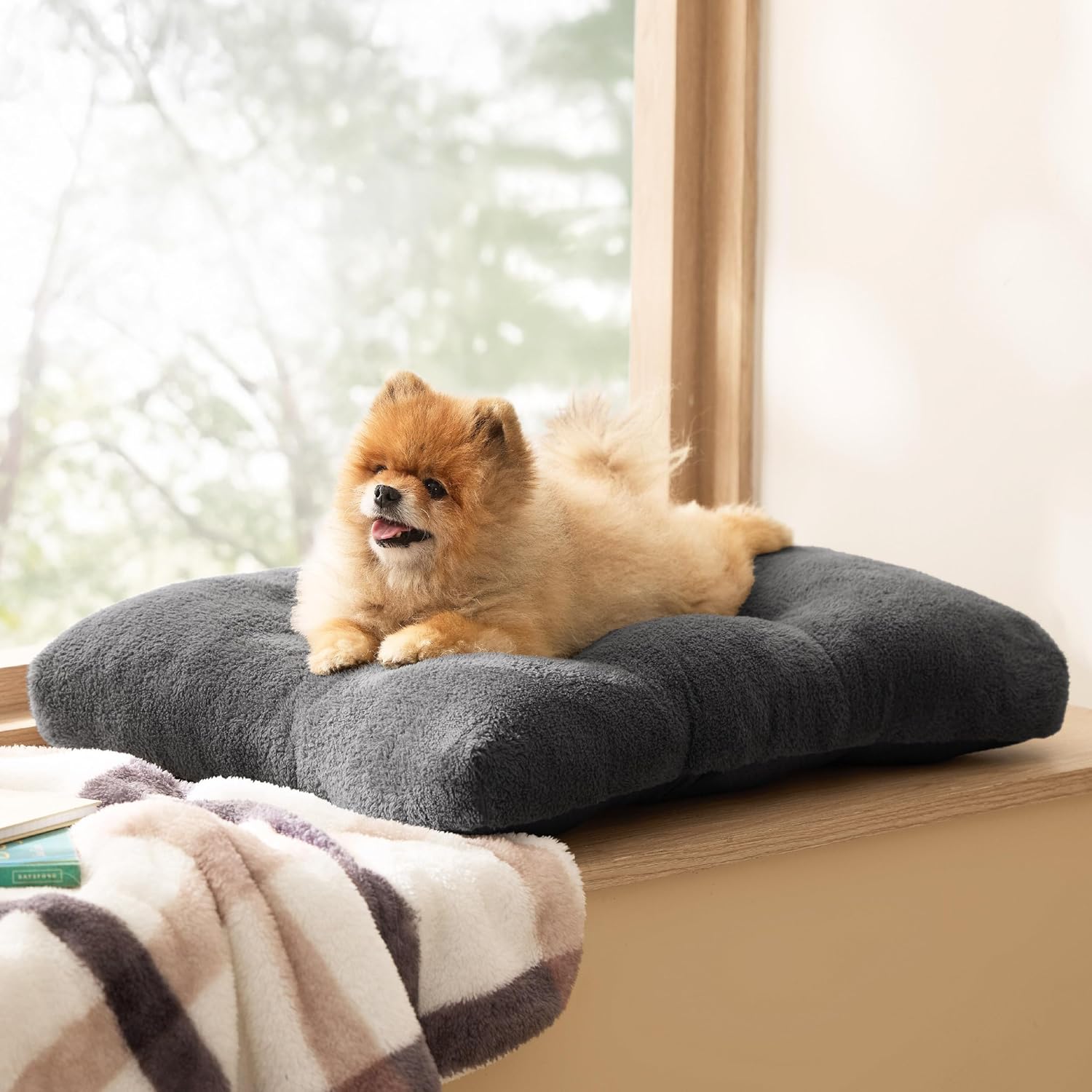 Fluffy Plush Crate Bed for Small Dogs (Gray)